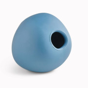 Іграшка м'ячик Wobble Ball з отвором для ласощів блакитний для собак Beco Pets - фото 1