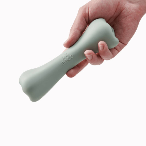 Жувальна іграшка з отвором для ласощів Treat Bone Зелений для собак Beco Pets