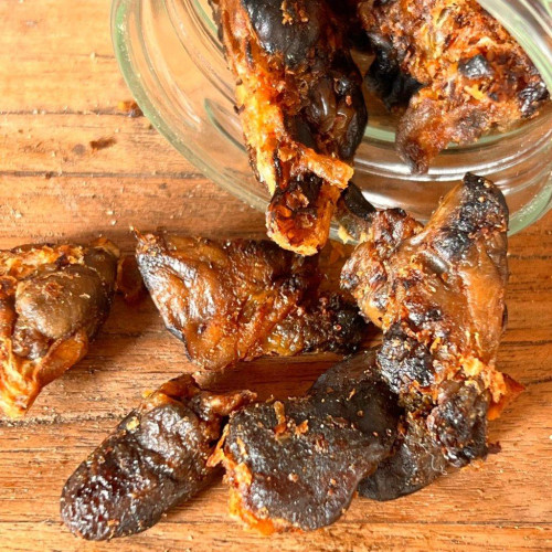 Натуральные сушеные лакомства для собак Cooka's Cookies Куриные сердечки 70 г