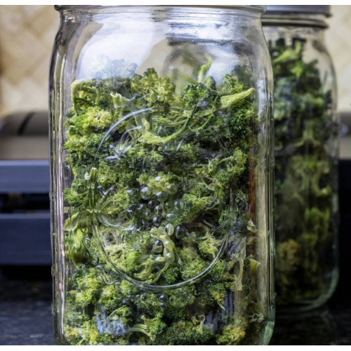 Натуральный топпер (витаминная и вкусовая добавка) для собак Cooka's Cookies Сушеные хлопья из брокколи 160 г