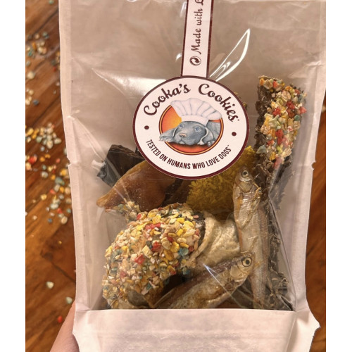 Праздничный набор натуральных лакомств для собак Cooka's Cookies Candy Crush 190 г